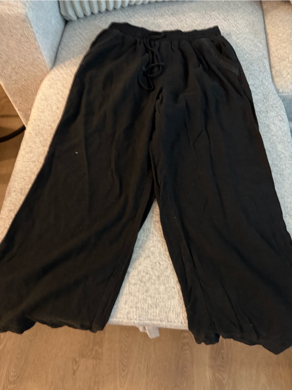 Women's Black Wide-Leg Drawstring Pants